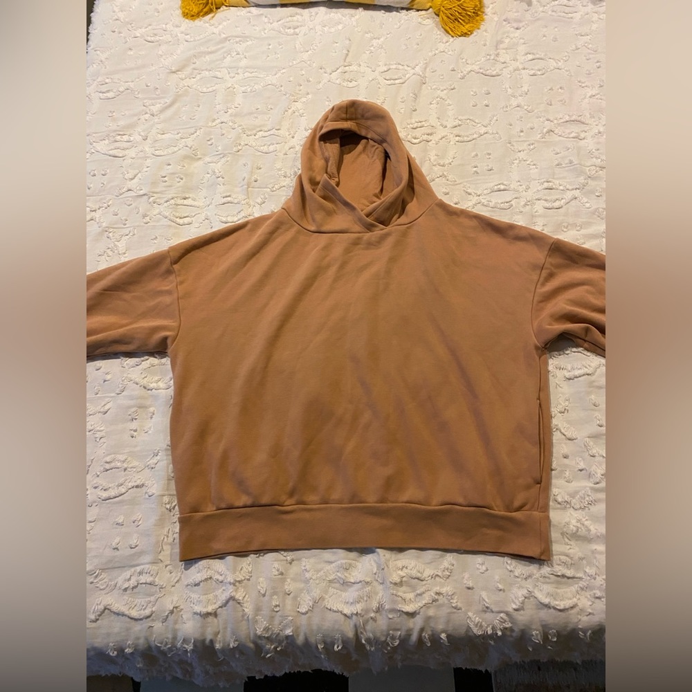 Fabletics cropped hoddie size S
